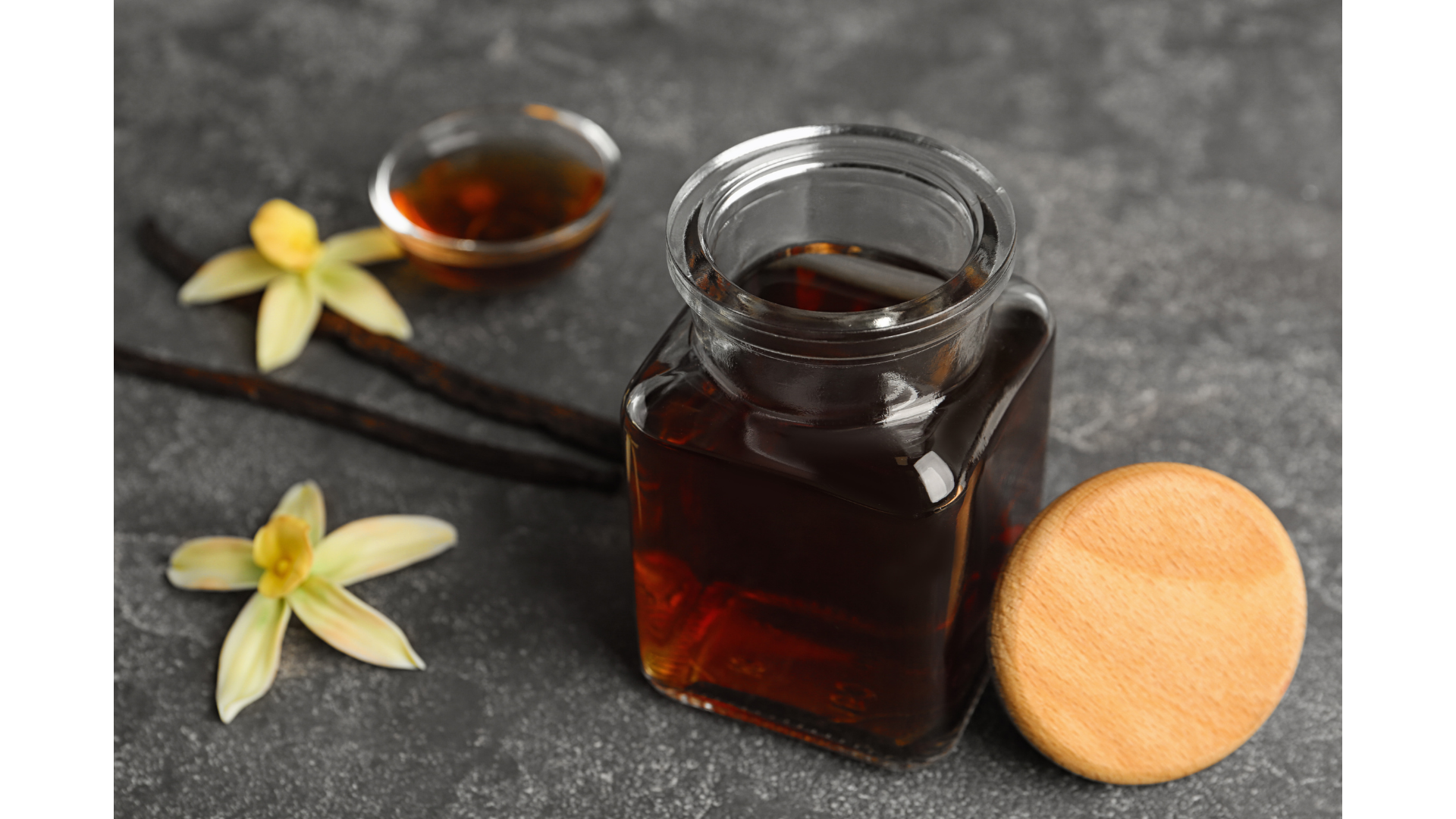 VANILLA ESSENCE - Image 2